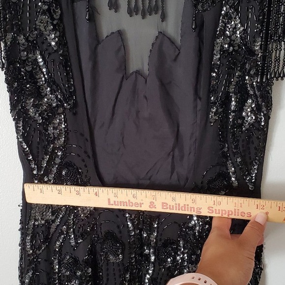 Black flapper Beaded dress. Eyelet closure needs to be sewen , open back size 6 - Picture 6 of 8
